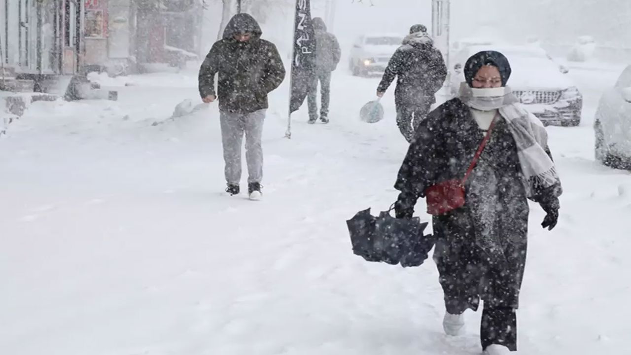 İstanbul’a kar alarmı: 4 gün lapa lapa kar geliyor